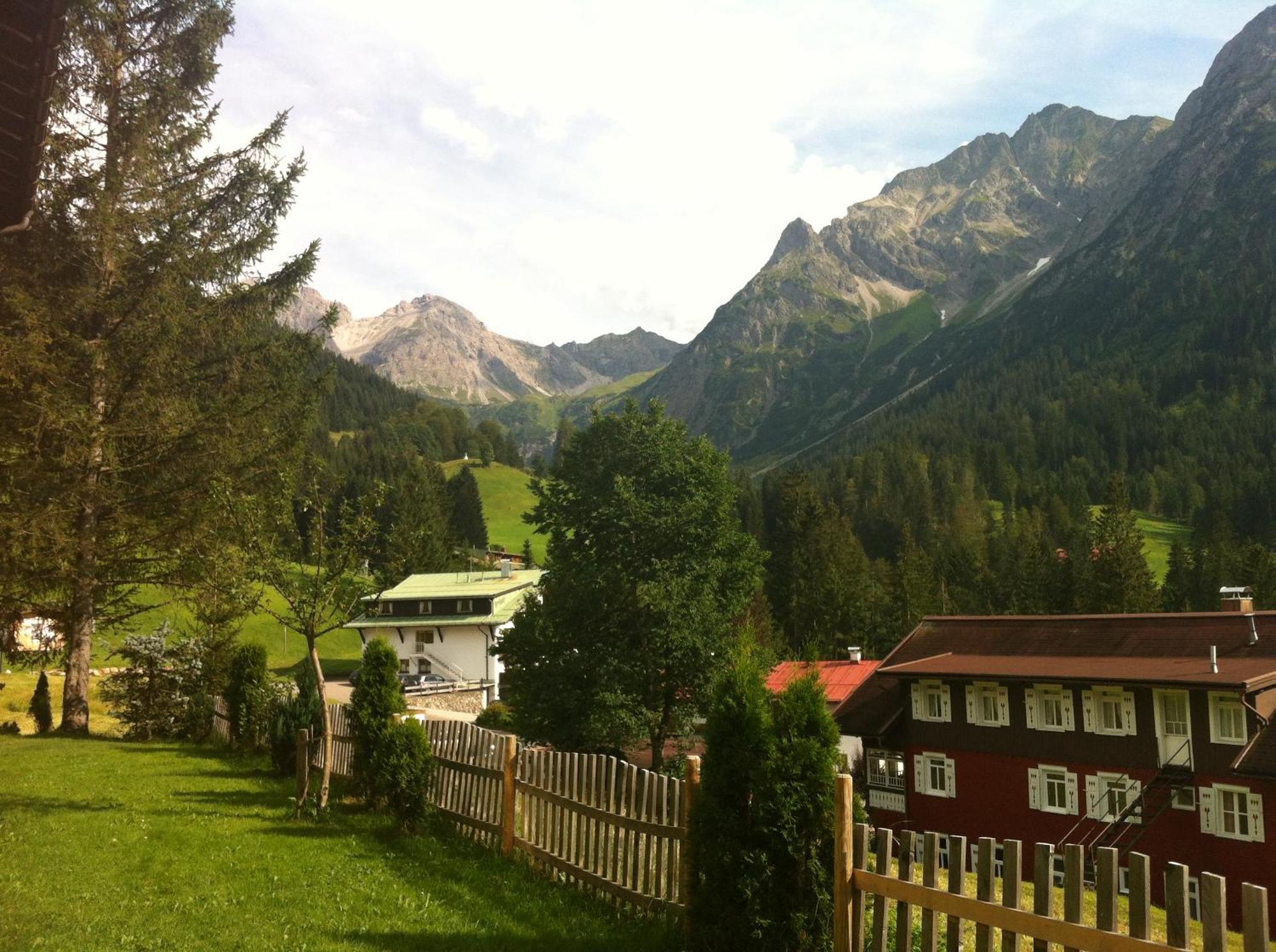 Gaestehaus Wildbach Mittelberg Buitenkant foto