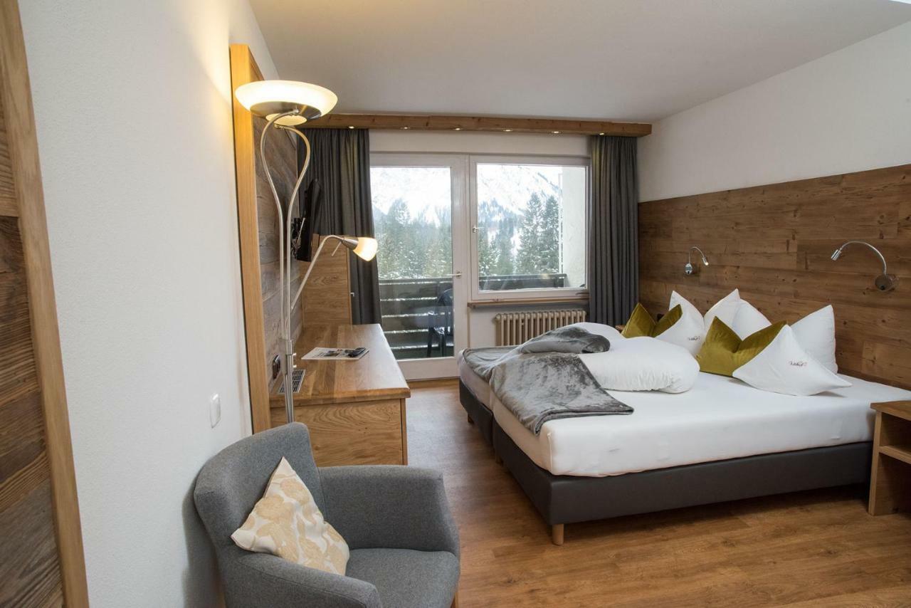 Gaestehaus Wildbach Mittelberg Buitenkant foto