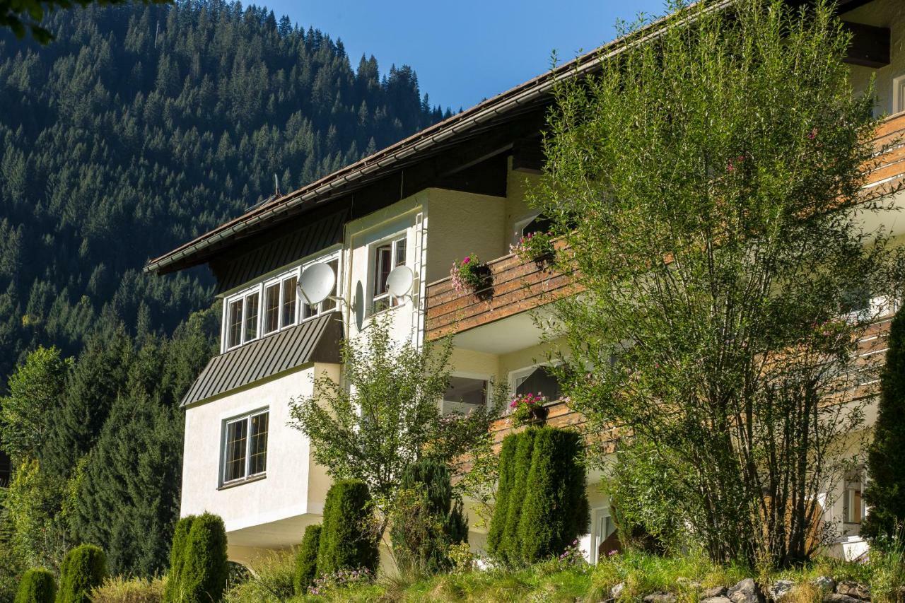 Gaestehaus Wildbach Mittelberg Buitenkant foto