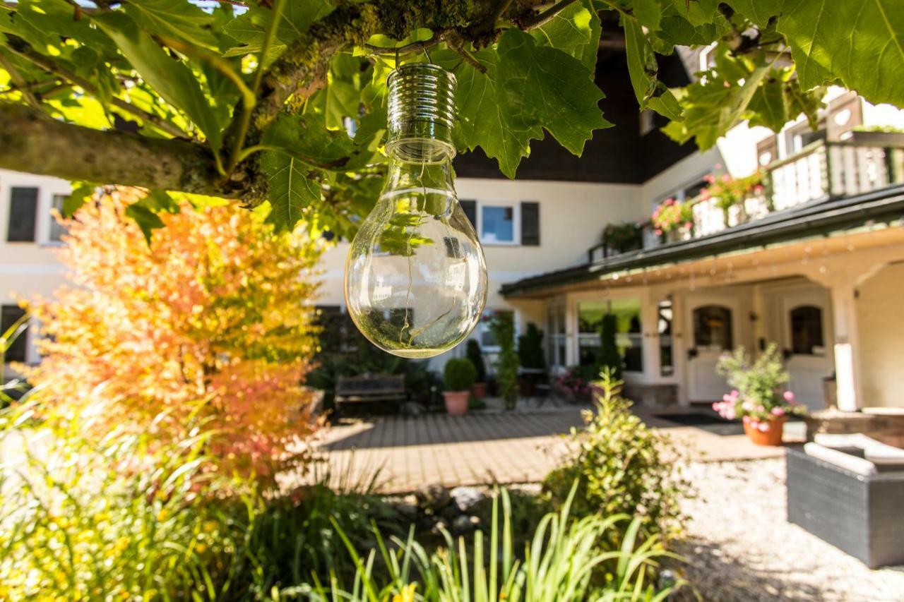 Gaestehaus Wildbach Mittelberg Buitenkant foto