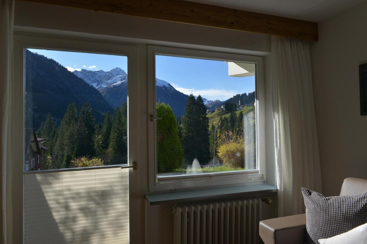 Gaestehaus Wildbach Mittelberg Buitenkant foto